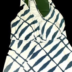 Women's 18W tankini/baithing suit halter top by Kona Sol